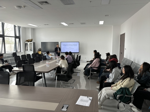 统计与数学学院邀请青岛大学李新民教授作报告